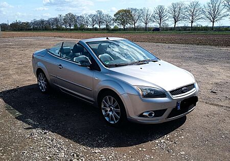 Ford Focus CC Titanium