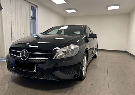 Mercedes-Benz A 180 BlueEfficiency (PDC, ISOFIX, Klima, etc.)