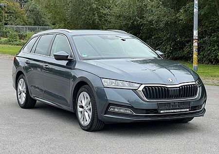 Skoda Octavia Combi First Edition*PDC*AHK*TEMPO*SITZHZ