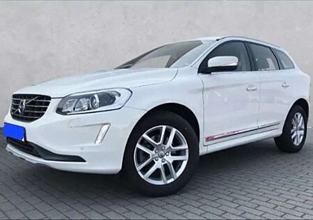 Volvo XC 60 XC60 D5 AWD Geartronic Summum