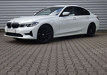 BMW 318 i Lim. Advantage M-Lenkrad 18-M-LM LED SH