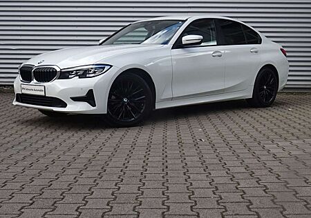 BMW 318 i Lim. Advantage M-Lenkrad 18-M-LM LED SH
