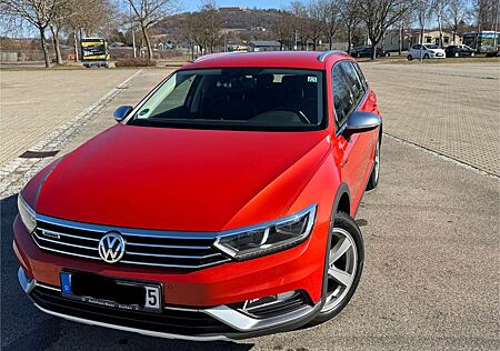 VW Passat Alltrack Volkswagen 2.0 TDI SCR 4Motion DSG (BMT)