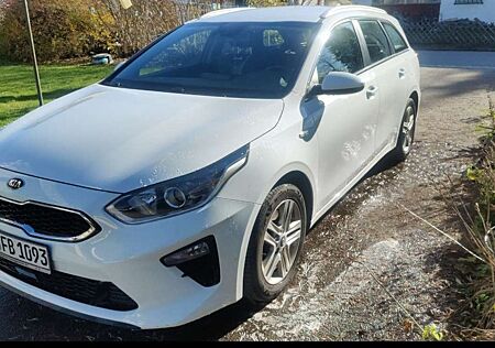 Kia XCeed Ceed SW / cee'd SW 1.6 CRDi Eco-Dynamics+(48V Mild-Hyb.) DCT7 Vision