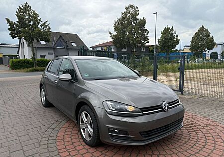 VW Golf Volkswagen Comfortline BMT XENON+SHZ+PDC+KLIMAAUTO
