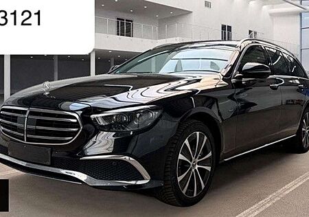 Mercedes-Benz E 300 de 4M Facel. Multibeam HeadUp Pano Widescr