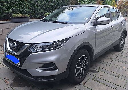 Nissan Qashqai 1.3 DIG-T VISIA, SH-gepfl, GW, SR/WR