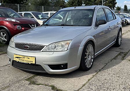 Ford Mondeo 3.0 V6 ST 220