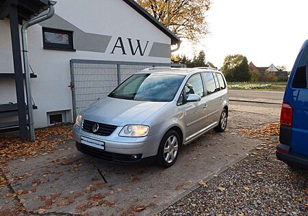 VW Touran Volkswagen Highline|2.0 TDI|Tempomat|Klimaaut|