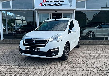 Peugeot Partner /TEMPOMAT/PDC/SCHECKHEFTGEPFLEGT/TÜV