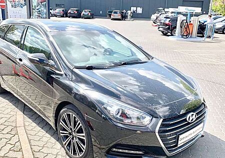 Hyundai i40 cw PremiumAutomatik,Navi,Leder,Xenon,