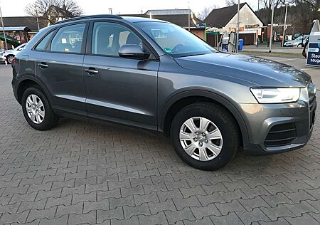 Audi Q3 2,0 Tdi Quattro,NaviPlus,Leder,Xenon,Tempo,EU6