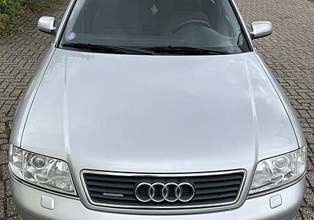 Audi A6 2.4 quattro