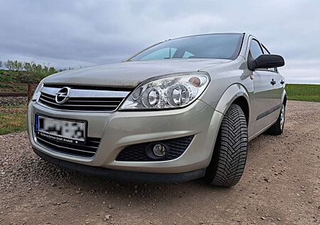 Opel Astra Fließheck 5-Türer 1.4