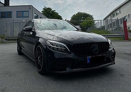 Mercedes-Benz C 300 9G-TRONIC// JUNGE STERNE GARANTIE// STERNENHIMMEL