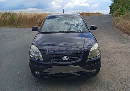 Kia Rio 1.3 RS
