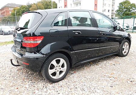 Mercedes-Benz B 200 B -Klasse /Sport Paket