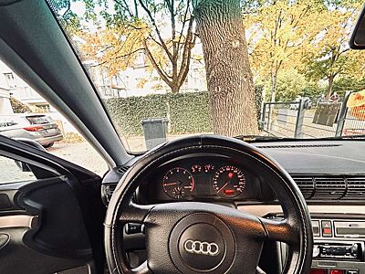 Audi A4 1.6