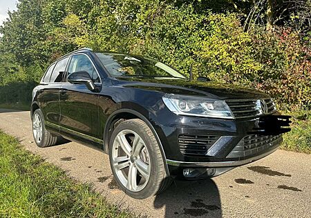 VW Touareg Volkswagen V6 TDI BMT/Start-Stopp Terrain Tech 4Motion
