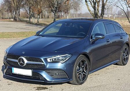Mercedes-Benz CLA 250 4Matic Shooting Brake 7G-DCT AMG Line