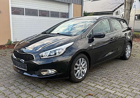 Kia XCeed Ceed SW / cee'd SW 1.6 Navi-Klimaaut.-Cam