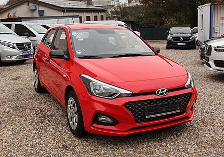 Hyundai i20 Pure 1,2 Nur 5732 km, wie neu