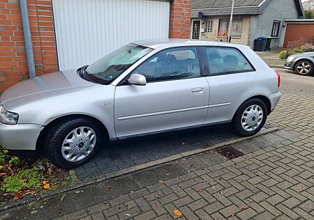 Audi A3 1.8 T Automatik Ambiente