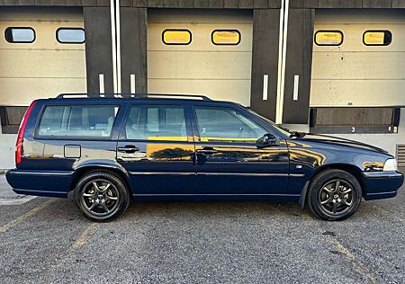 Volvo V70 2.5 Metropolitan