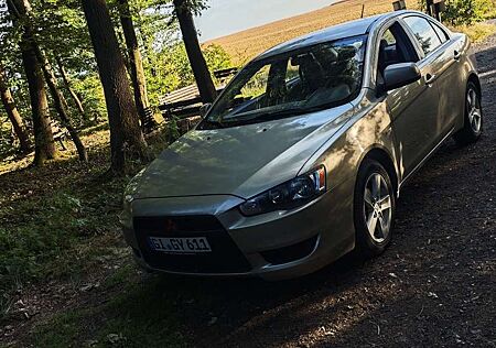Mitsubishi Lancer 2.0 DI-D Lim
