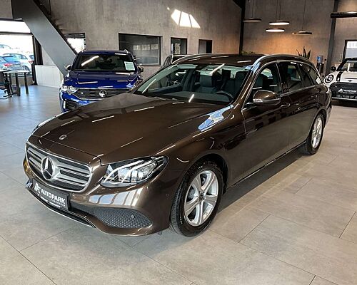 Mercedes-Benz E 200 d T Avantgarde LED Navi Kamera Teilleder