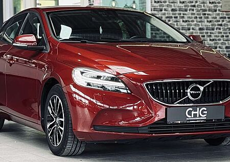 Volvo V40 Momentum |Standheizung|Sitzheizung|LED|Sound|