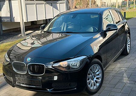 BMW 116 I 5-trg. Avantage Plus Aut./Leder/PDC/SHZ/Alu