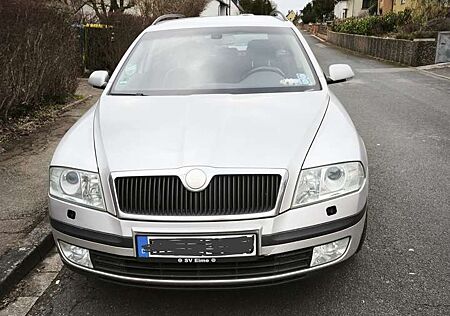 Skoda Octavia Combi 2.0 FSI Ambiente