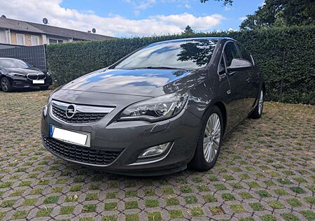 Opel Astra Fließheck 5-Türer 1.4 ecoFLEX Cosmo