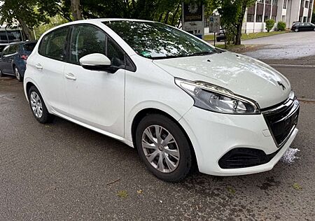 Peugeot 208 Active Kamera PDC EURO 6 HU 3.2027