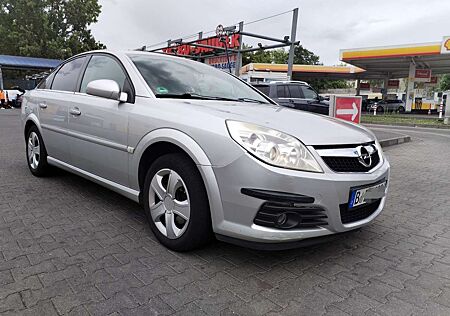 Opel Vectra 2.2 Automatik Edition Facelift Plus - TÜV Neu -