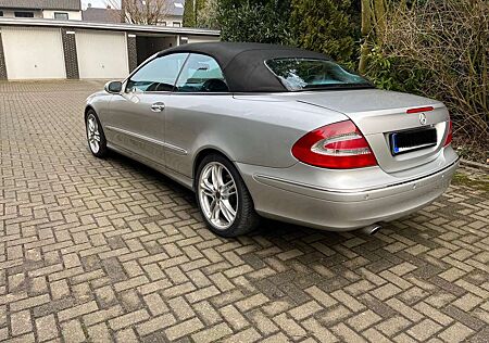 Mercedes-Benz CLK 200 Kompressor (209.442)
