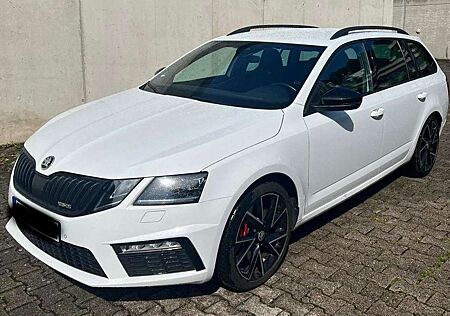 Skoda Octavia Combi 2.0 TSI DSG RS
