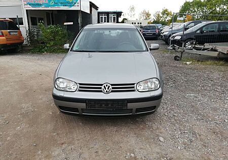 VW Golf Volkswagen IV 1.6 Aktion Comfortline