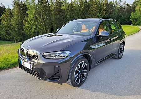 BMW iX3 Inspiring - NULL DC-Ladungen