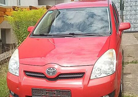 Toyota Corolla Verso 2.2 D-4D Team