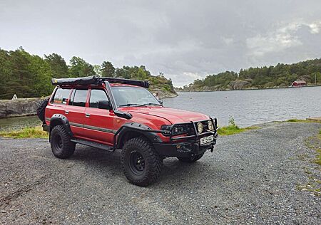 Toyota Land Cruiser HDJ80