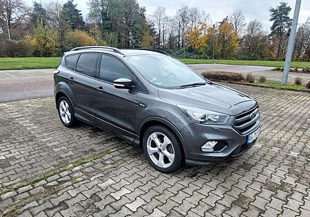 Ford Kuga 1.5 EcoBoost 2x4 ST-Line
