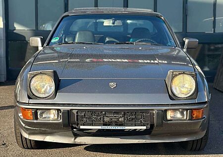 Porsche 924 S