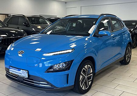 Hyundai Kona Select 2WD*CarPlay*R-Cam*ACC*SHZ*SOH100%*