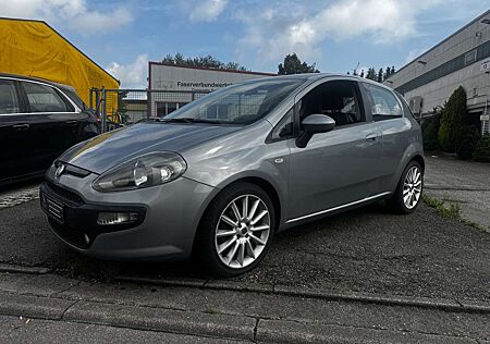 Fiat Punto 1,4 Turbo*Racing* Alu*Klima*135 PS* Gepflegt*