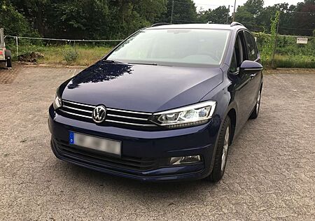 VW Touran Volkswagen 1.6 TDI SCR BlueMotion Comfortline INSPEKTION NEU
