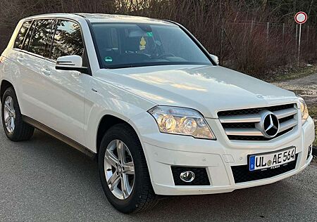 Mercedes-Benz GLK 200 CDI DPF BlueEFFICIENCY 7G-TRONIC
