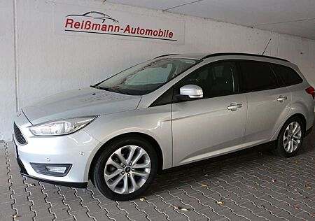 Ford Focus Turnier Business, Navi, Bremsen vo+hi neu!