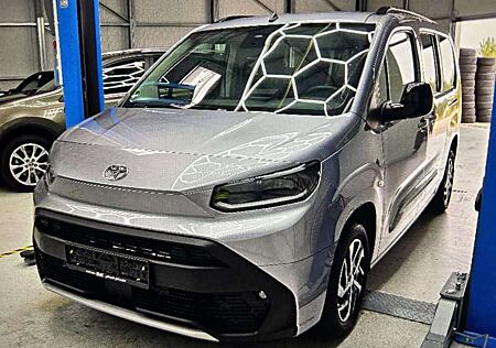 Toyota Pro Ace Proace City Verso Life XL 1.5 D 8 Gang-DCT neuwertig